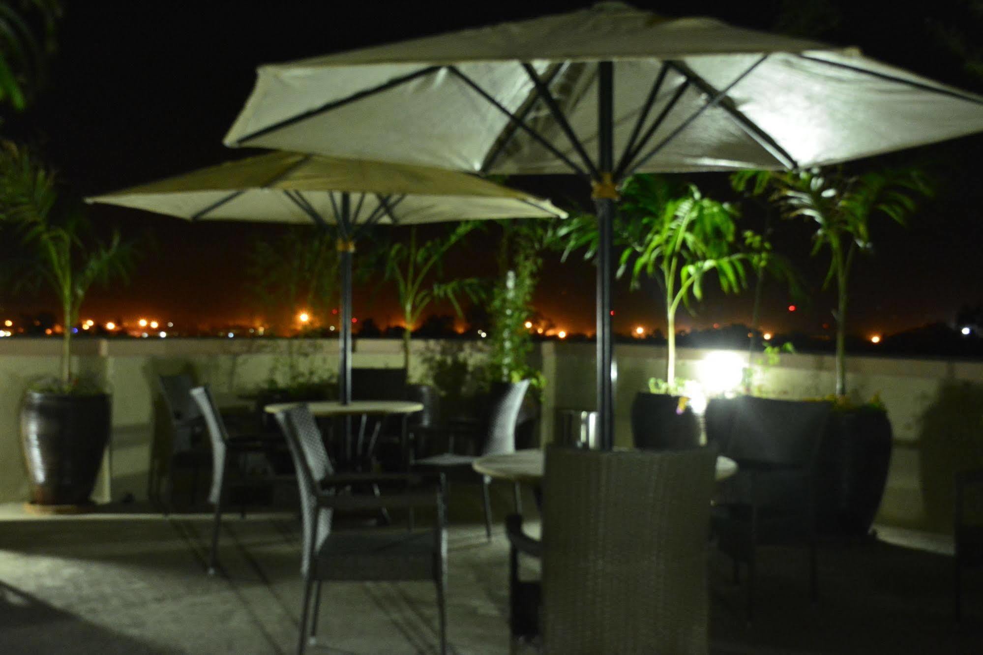 Eagle Palace Hotel 나쿠루 외부 사진